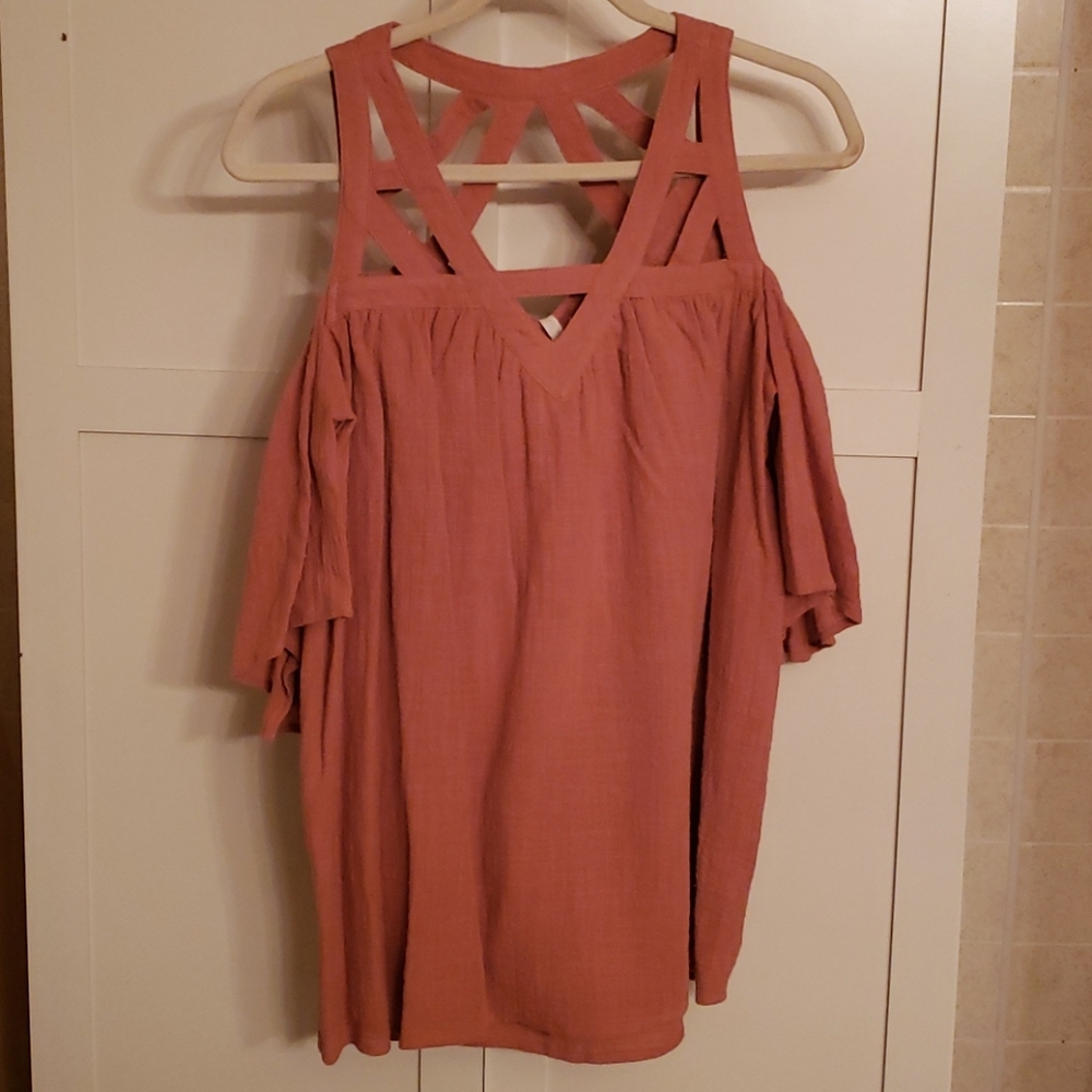🔴 Beautiful mauve top🔴